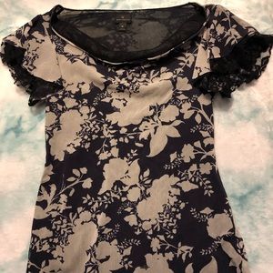 Floral Blouse in beige and navy
